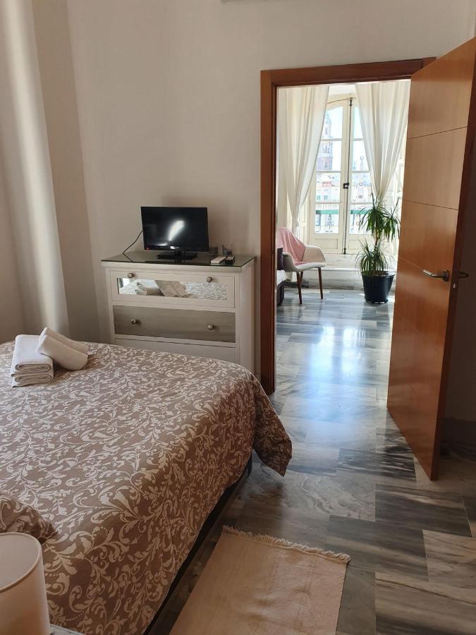 Hello Malaga Atico La Merced Apartment ภายนอก รูปภาพ